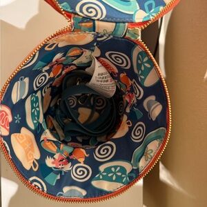 Loungefly Alice and Wonderland tea cup handbag!